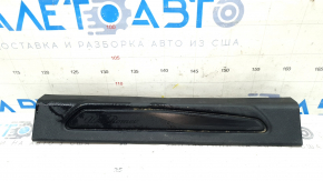 Ornamente prag interior dreapta față pentru Alfa Romeo Giulia 17-25, structură neagră, zgârieturi, elemente de fixare rupte