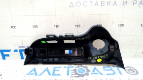 Накладка центральной консоли Alfa Romeo Giulia 20-23 под USB Hub, AUX, под прикуриватель, царапины на глянце