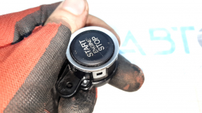 Кнопка start/stop Alfa Romeo Giulia 17-24 царапины, затерта