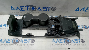 Накладка на центральную консоль подстаканник Chevrolet Malibu 16-18 тип 2, графит, хром молдинг, царапины