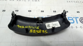 Накладка центральной консоли задняя верхняя Chevrolet Malibu 16-25 черная, структура, царапины