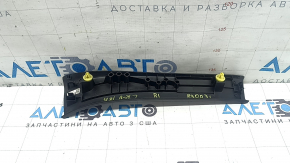 Накладка порога задняя левая Honda CRV 17-22 черная, царапины