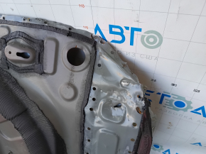 Корыто багажника Toyota Prius 50 Prime 17-22 FWD высверлено, примято