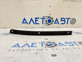 Уплотнитель крыла передний правый Audi A5 F5 18-25 нижний