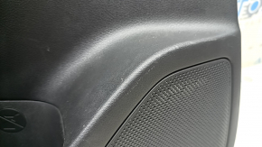 Panou decorativ ușă spate stânga Nissan Rogue 23-23 S fabricat în SUA, negru, fără cortină, cu inserție gri din stofă, cotiera din piele, plafon maro, zgârieturi