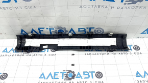 Накладка порога внутренняя передняя правая Kia Sorento 21-26 HEV, PHEV черная, царапины