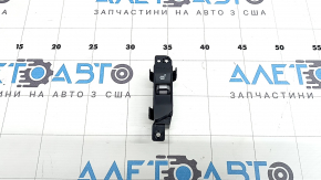 Управление подогревом водительского сиденья Kia Sorento 21-26 HEV, PHEV