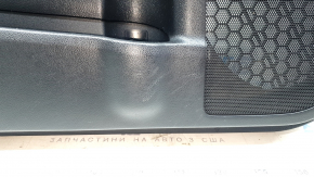 Обшивка двери карточка передняя левая Toyota Camry v55 15-17 usa, кожа черная, подлокотник черный кожа, вставка черная кожа, с ручкой, царапины