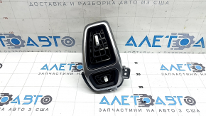 Дефлектор воздуховода передней панели левый Kia Sorento 21-26 HEV, PHEV
