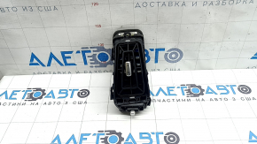 Дефлектор воздуховода передней панели центральный правый Kia Sorento 21-26 HEV, PHEV