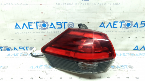 Фонарь внешний крыло левый Nissan Rogue 17-20 царапины