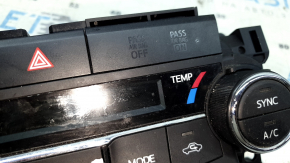 Управление климат-контролем Toyota Camry v55 15-17 usa auto царапины на стекле, потерты кнопки