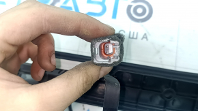 Накладка порога наружная передняя левая Infiniti QX50 22-22 хром с подсветкой, царапины