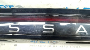 Фонарь центральный Nissan Ariya 23-26 царапины
