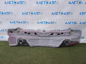 Задняя панель Toyota Prius V 12-17 красная, высверлена