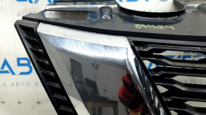 Grilă radiator Nissan Rogue 17-18 pentru cameră, radar, emblemă pătrată, fără emblemă, nisip, crom umflat