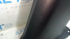 Накладка центральной стойки нижняя правая Nissan Murano z52 15-24 черная, царапины