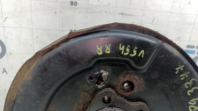 Ступица задняя правая Toyota Camry v55 15-17 usa с кожухом, ржавая, примят кожух