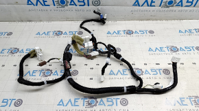 Проводка центральной консоли Nissan Ariya 23-26