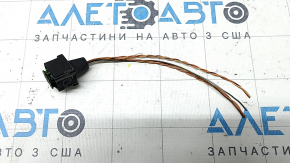Фишка датчика слепых зон BSM правая Audi Q5 80A 18-24 6 пинов