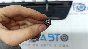 Накладка порога внешняя передняя правая Audi Q5 80A 18-24 черная с хромом и подсветкой, S-Line, царапины