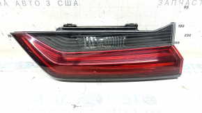Фонарь внутренний крышка багажника правый Honda CRV 20-22 царапины