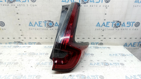 Zgârieturi la lumina aripii exterioare dreapta Honda CRV 20-22
