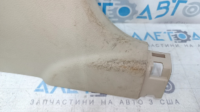 Накладка центральной стойки нижняя правая Nissan Altima 13-16 бежевая, царапины, под чистку, побелел пластик