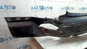 Bara spate este goală, partea inferioară a structurii Honda CRV 20-22, are lovituri, zgârieturi.