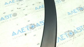 Ornament aripă spate stânga față pentru Honda CRV 17-22 pe structura caroseriei, zgârietură