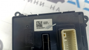 Блок кнопок центральной консоли Hyundai Tucson 22-26 полезло покрытие, царапины
