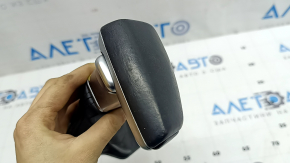Ручка АКПП Hyundai Tucson 22-26 кожа черная с кожухом, царапины