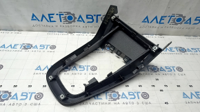 Накладка центральной консоли VW Jetta 11-18 USA черная, царапины