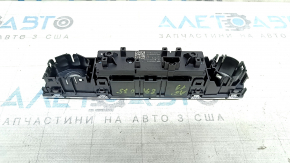 Блок кнопок центральной консоли Audi A6 C8 19-23 хром под парктроники и камеры 360, с накладкой, царапины, трещины в креплениях