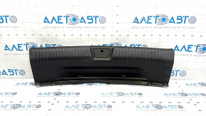 Накладка проема багажника VW Jetta 19-26 черная, царапины