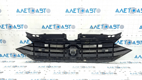 Решетка радиатора grill VW Jetta 19-21 без эмблемы под радар, песок, вздулся хром