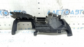 Дефлектор радиатора левый Audi A6 C8 19-25 3.0T