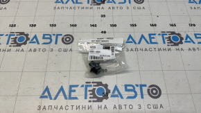 Отбойник капота левый Toyota Venza 21- на капоте