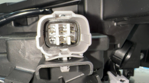 Поворотник ДХО правый Nissan Rogue 21-26 LED JP built