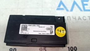 USB Hub центральной консоли Audi E-Tron 19-23 задний