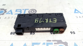 USB Hub центральной консоли Audi E-Tron 19-23 передний