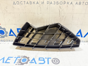 Крепление переднего бампера правое верхнее Hyundai Santa FE Sport 13-18 usa