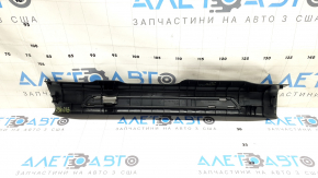 Prag ușă stânga față iluminat pentru Toyota Venza 21-24, negru, acoperit cu folie, îndoit, plastic alb