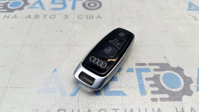 Ключ smart Audi E-Tron 19-23 4 кнопки, черный глянец, потерт, сколы