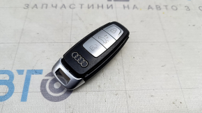 Ключ smart Audi E-Tron 19-23 4 кнопки, мат с хром кнопками, разошелся корпус, трещина, затерт