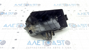 Корпус блока предохранителей подкапотный VW Jetta 19-26