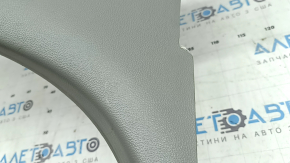 Накладка центральной стойки нижняя правая Buick Encore 13-16 серая, царапины, сломано крепление