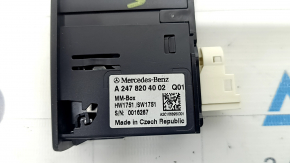 USB Hub центральной консоли Mercedes A-class V177 19-22 центральный, 2 type-C