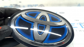 Эмблема решетки радиатора передняя Toyota Venza 21-24 под радар, песок, царапины