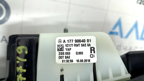 Фонарь внутренний крышки багажника правый Mercedes A-class V177 19-22 LED